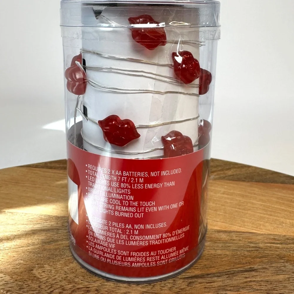 Ashland Valentine’s Day Lips String Lights | 6 ft | NWT - Picture 3 of 4